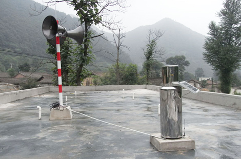 山洪災害監(jiān)測預警 選擇華通遠航太陽能監(jiān)控供電系統(tǒng)