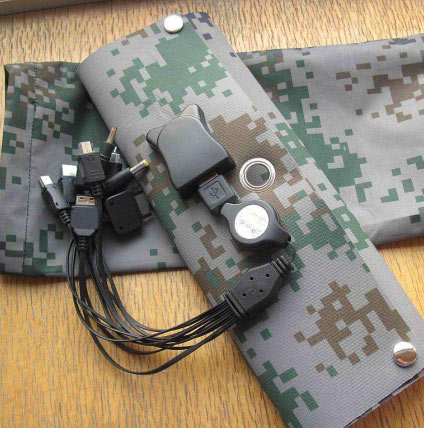 折疊式可移動充電電源